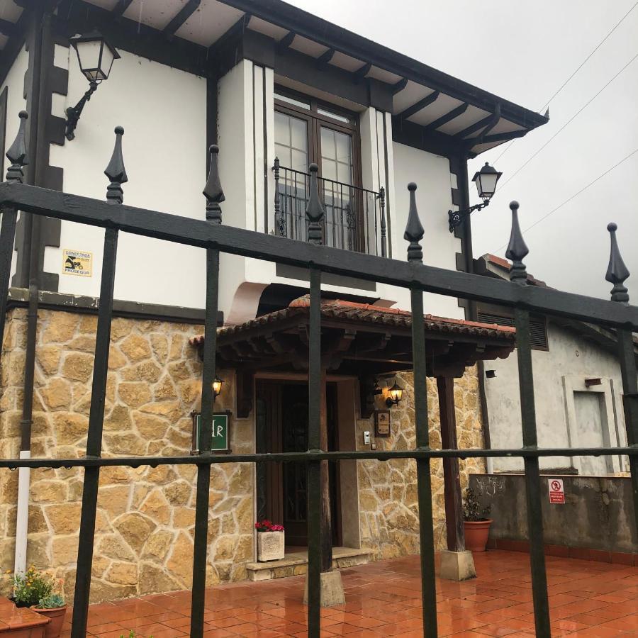 Hotel Restaurante La Carasca Orle ภายนอก รูปภาพ