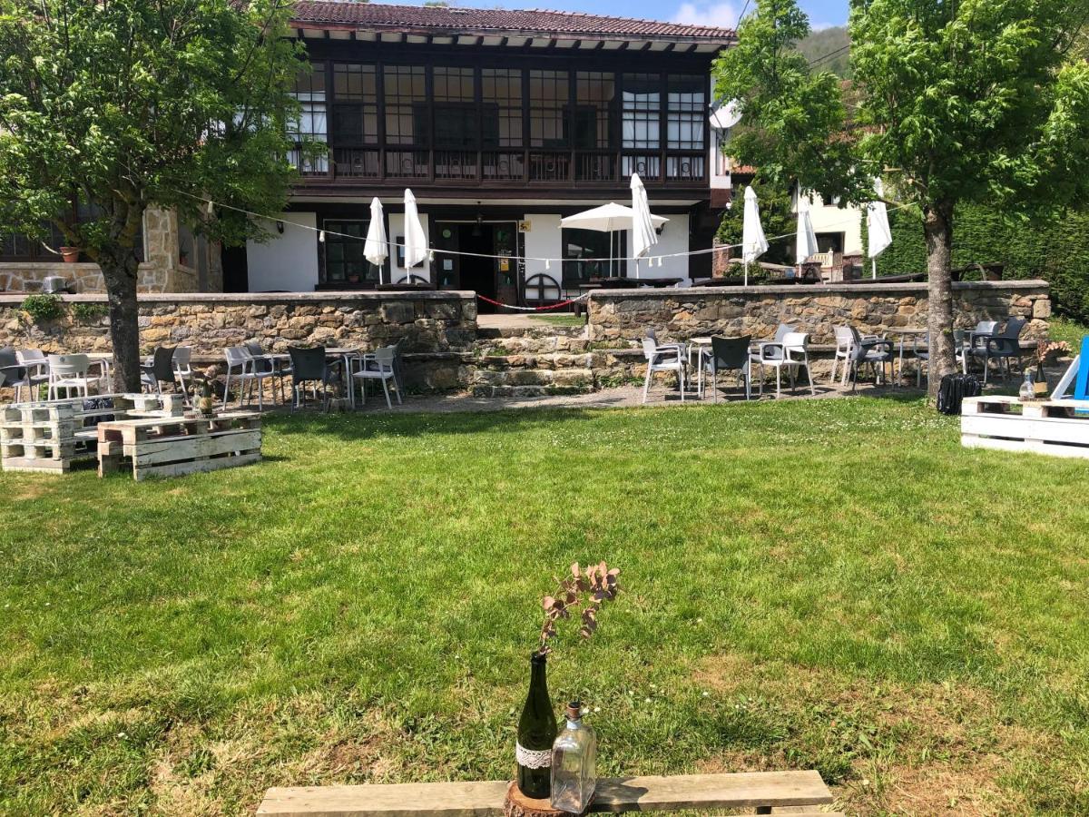 Hotel Restaurante La Carasca Orle ภายนอก รูปภาพ