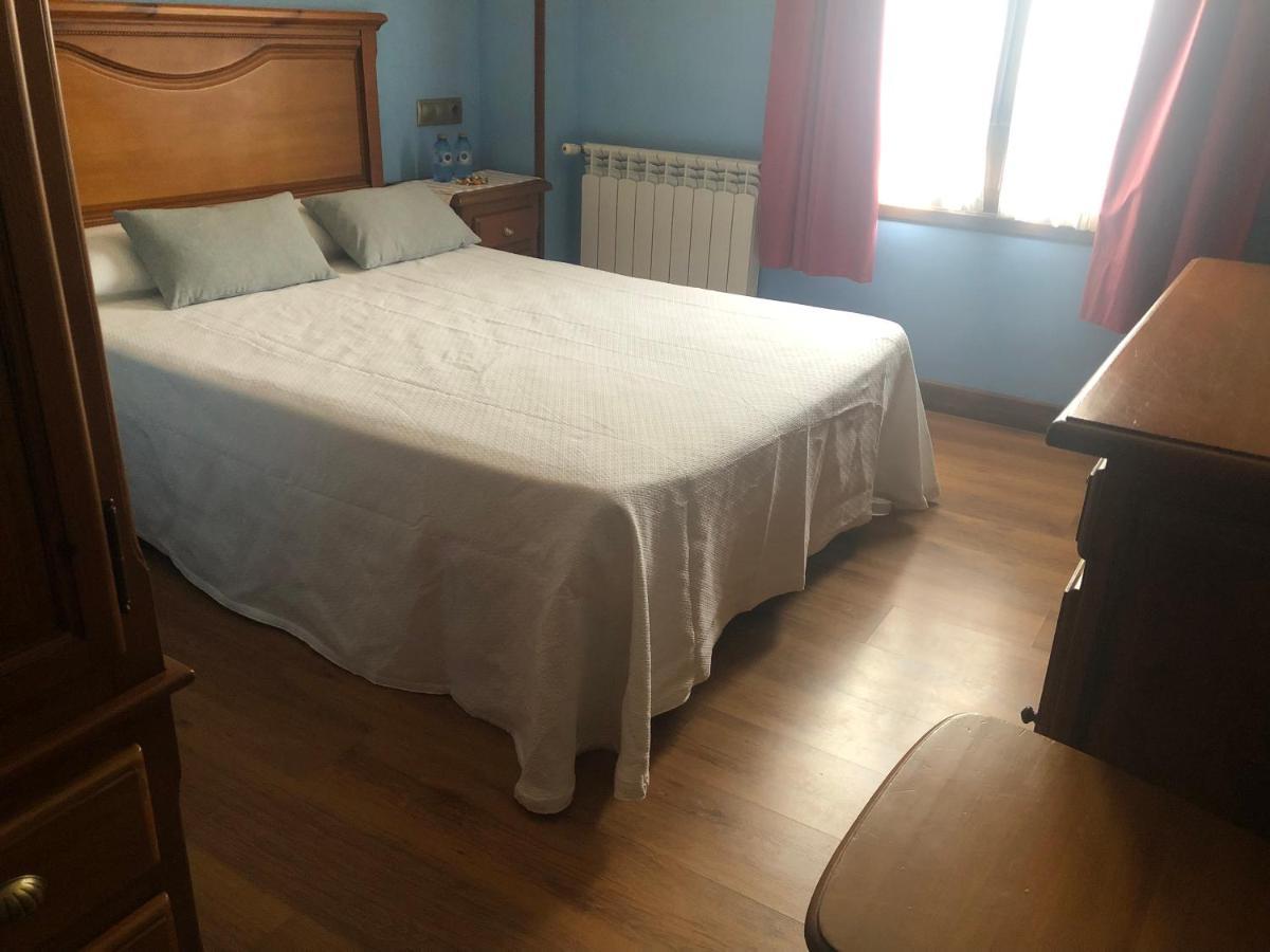 Hotel Restaurante La Carasca Orle ภายนอก รูปภาพ