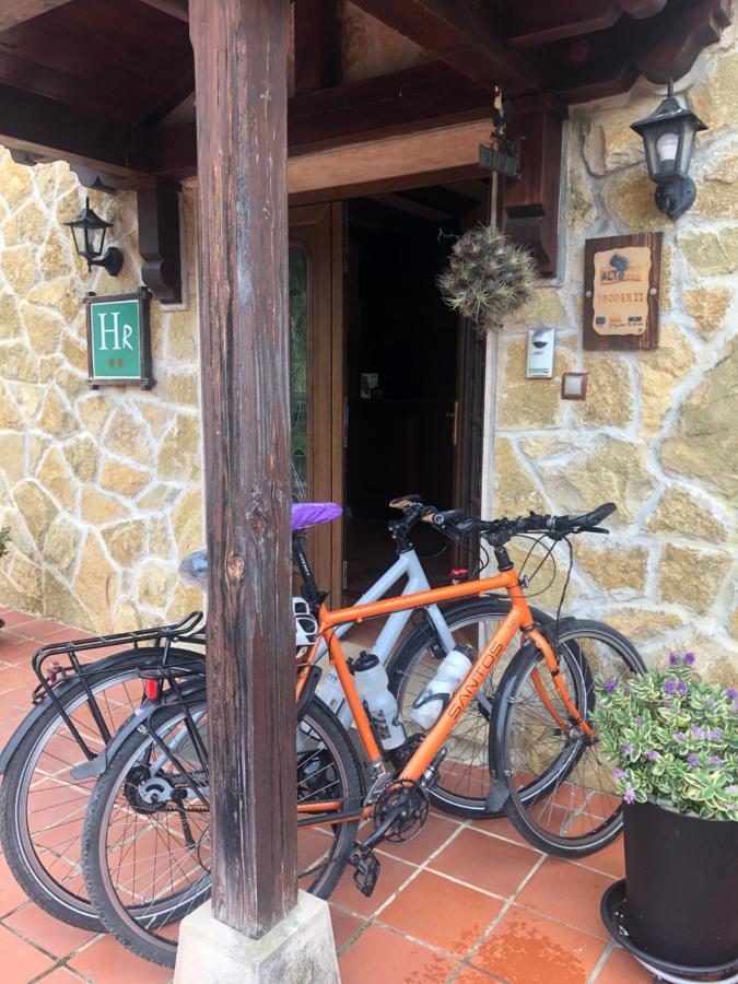 Hotel Restaurante La Carasca Orle ภายนอก รูปภาพ